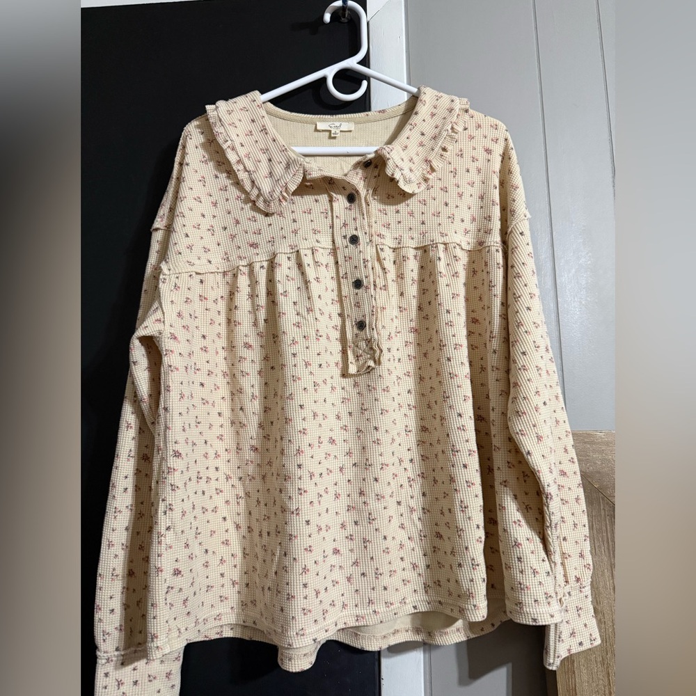 Easel Beige Knit Top